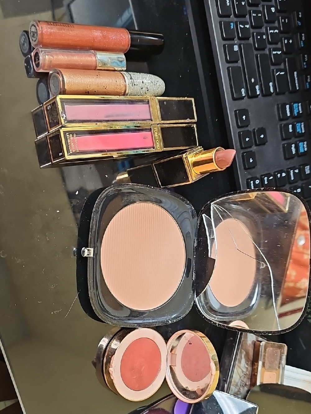 Makeup Bundle Tom Fod Marc Jacob Gucci  Mac  Powder & Lipstick Makeup Set